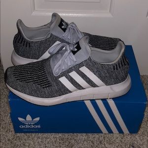 Adidas Swift Run (BARELY WORN) Sz 10.5